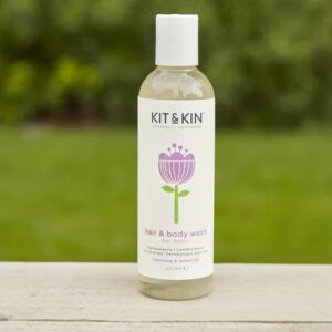 Vlasový a tělový šampón